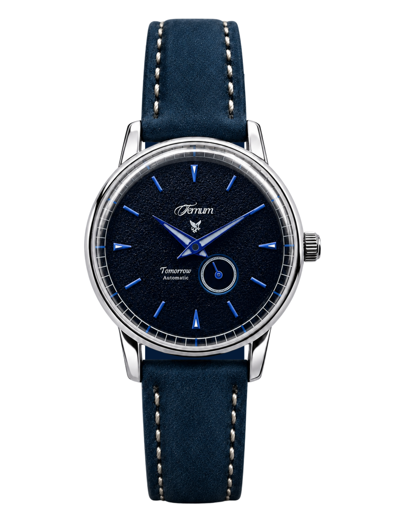 La Tomorrow Minuit, montre automatique Ternum avec cadran sombre et bracelet bleu nuit
